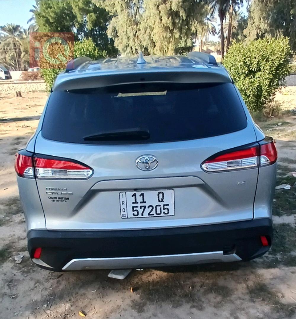 تۆیۆتا کۆرۆلا کرۆس